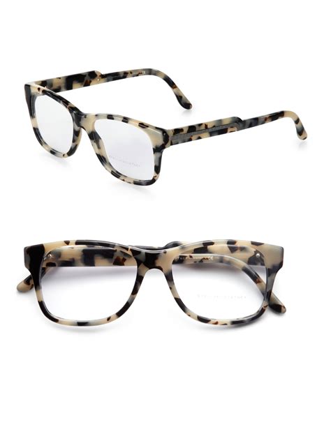 tortoise shell rimmed square glasses